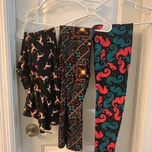Lularoe leggings and shirts